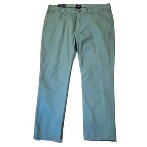 GAP KHAKIS Lived in Slim Green Pants  Size 38 X 30